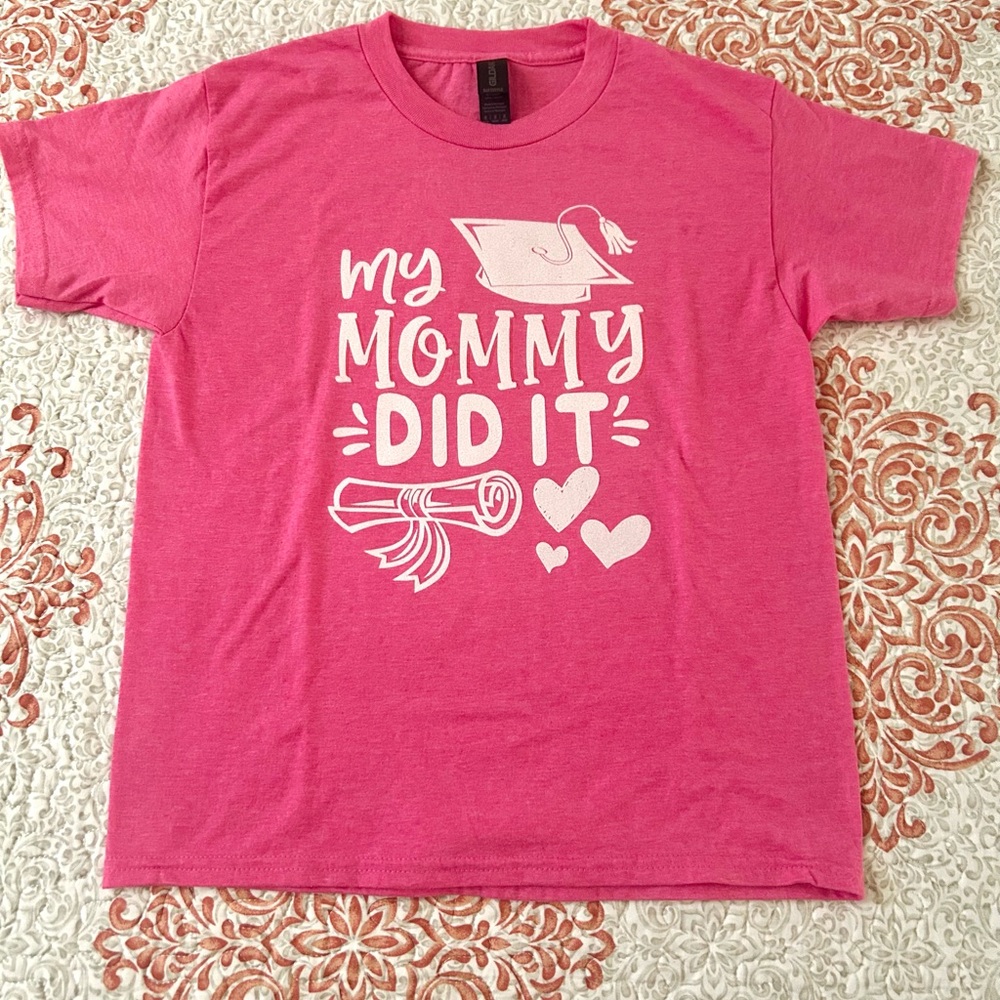 Gildan Pink Short Sleeve Graduation Tee